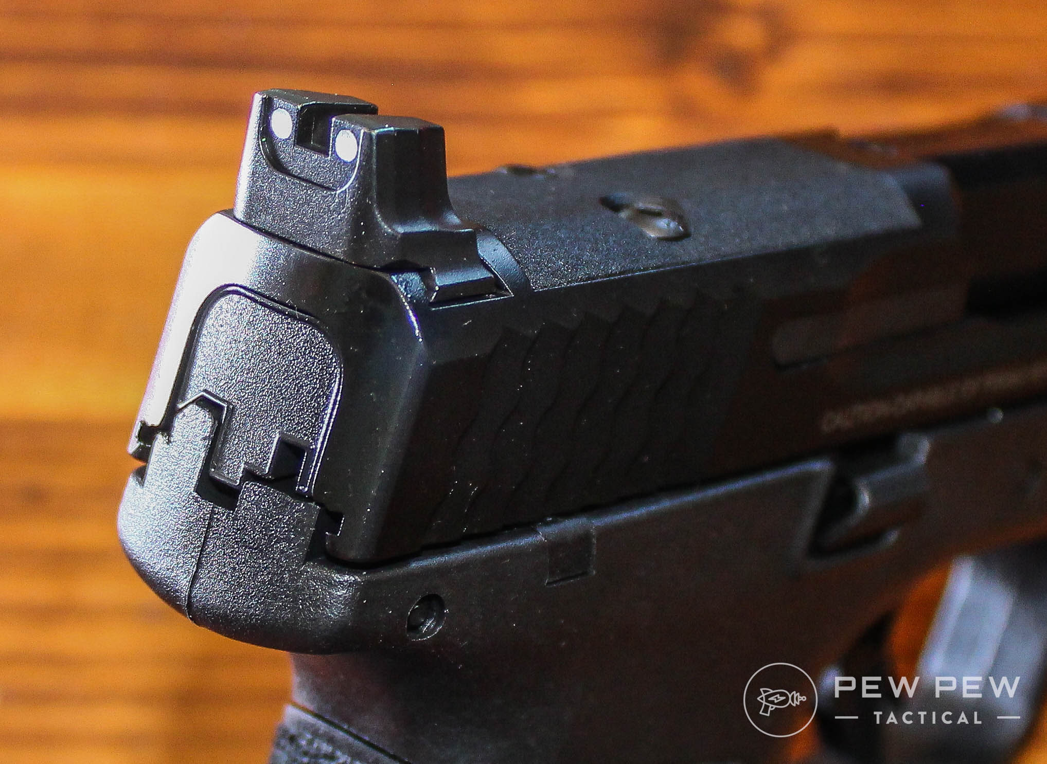 Smith & Wesson M&P 2.0 10mm Review Best Big Bore Pistol? Pew Pew