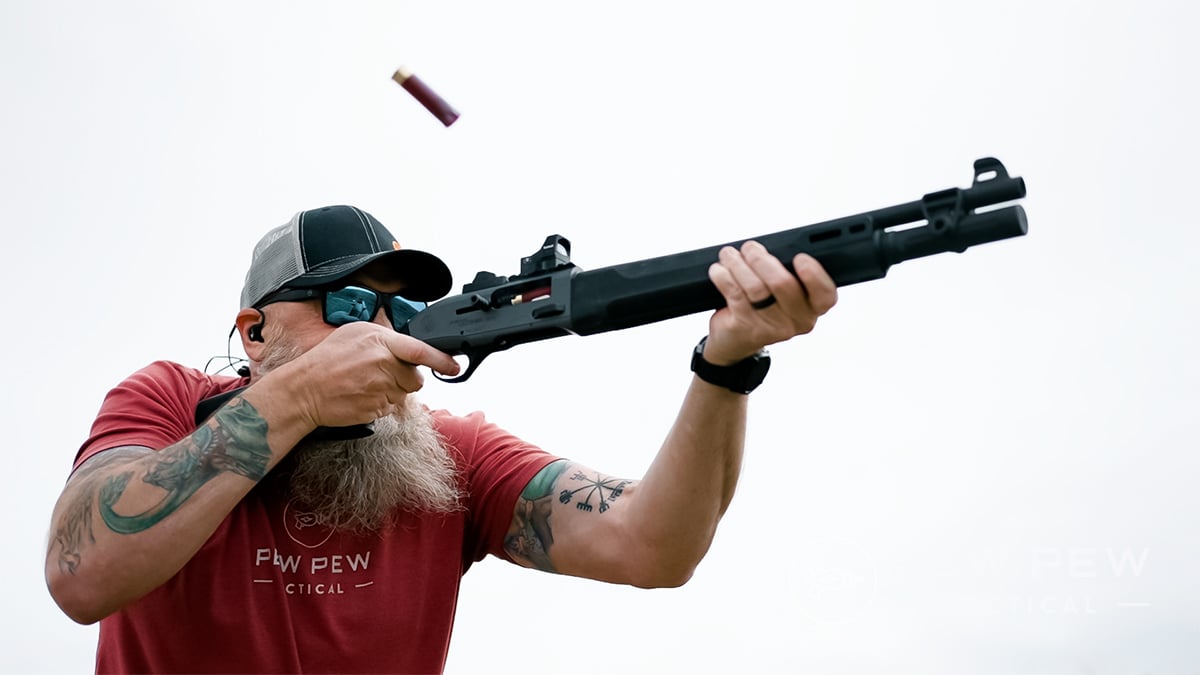 5 Best Home-Defense Shotguns: Tactical, Pump & Semi-Auto - Pew Pew