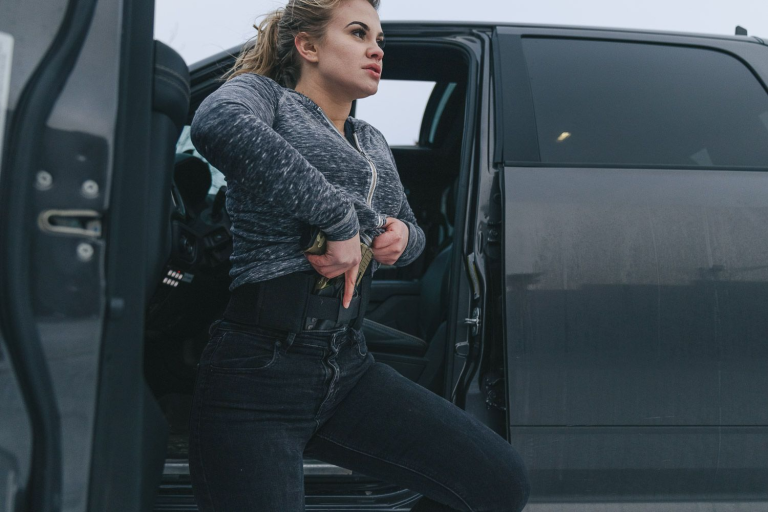 5 Best Belly Band Holsters for Concealed Carry & Working Out Pew Pew