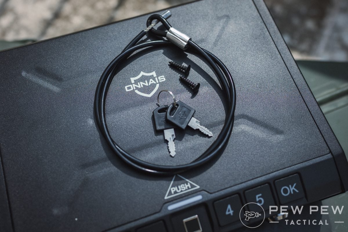 ONNAIS Iron Locking Cable & Key