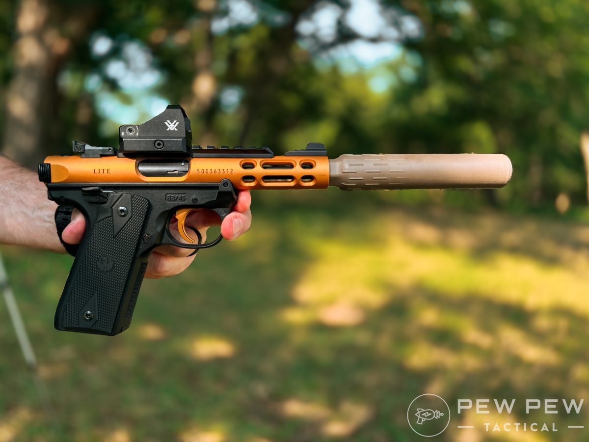 HUXWRX Flow 22 Ti Suppressor on Ruger Mark IV