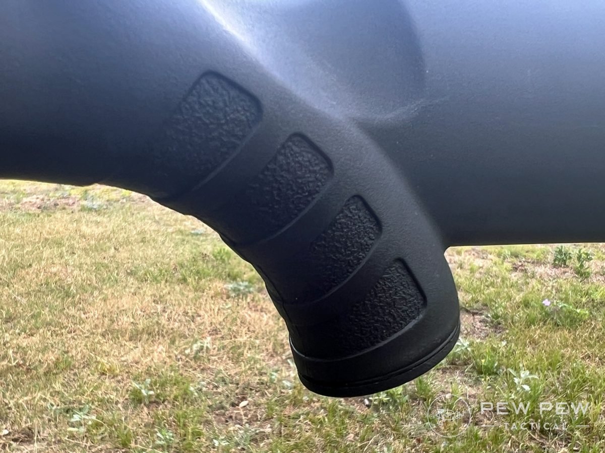 Savage 42 Takedown grip